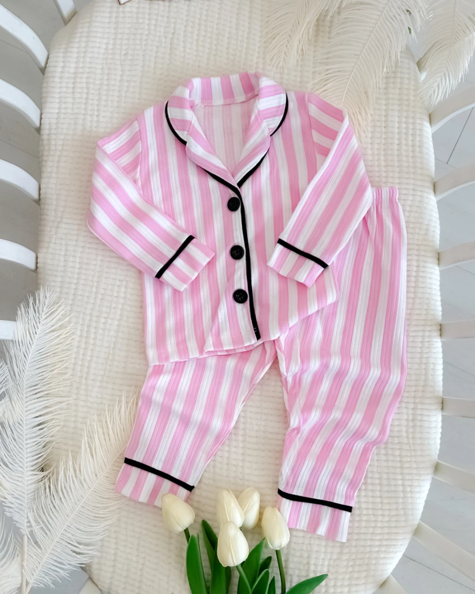 Siyah biyeli boydan çizgili bebe yaka bebe çocuk pijama takıımı 