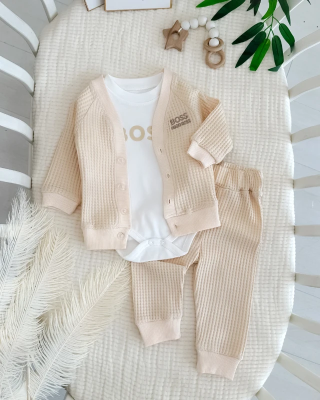 Boss yazılı badili hırkalı mevsimlik 3lü erkek bebe takım