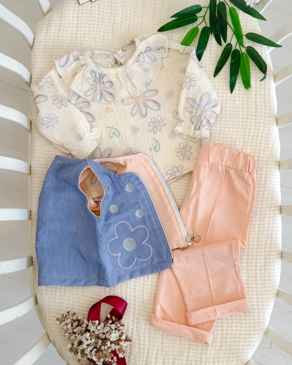 Papatya nakış kot yelekli premium mevsimlik kız bebe takım
