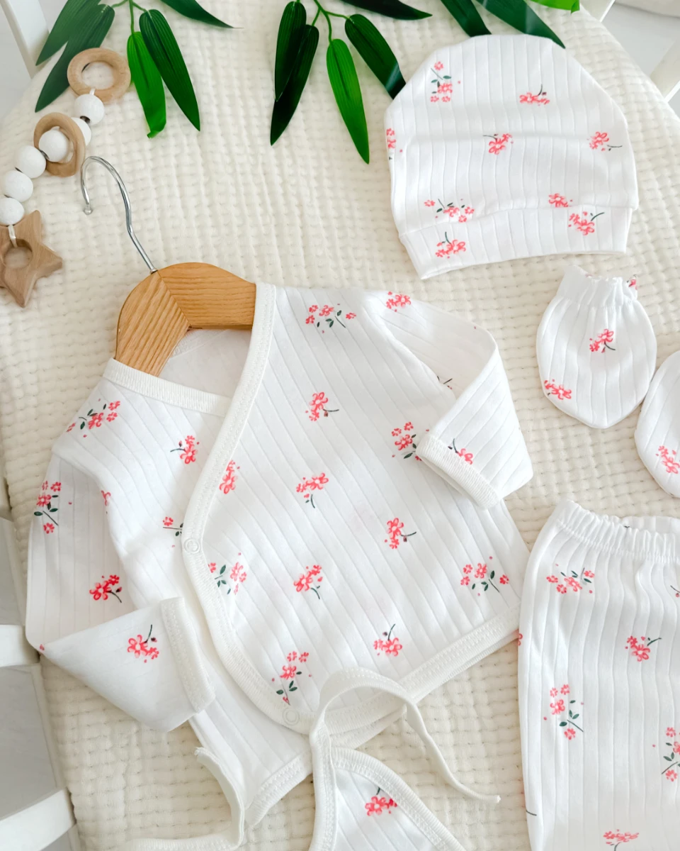 Bahar çiçek desen kız 5li yenidoğan hastane çıkışı