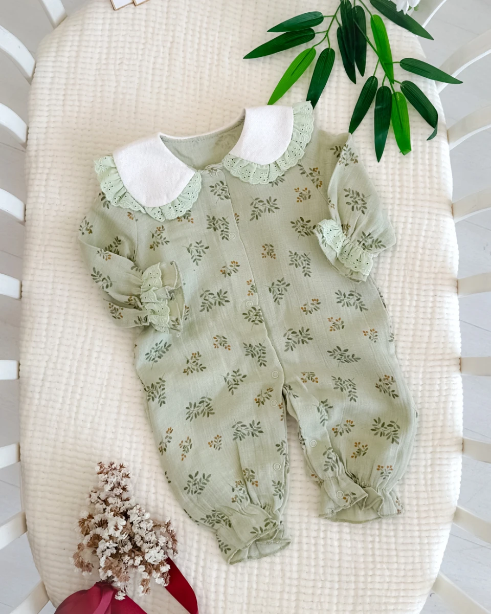 Bebe yaka güpür detay uzun kollu mevsimlik kız bebe tulum