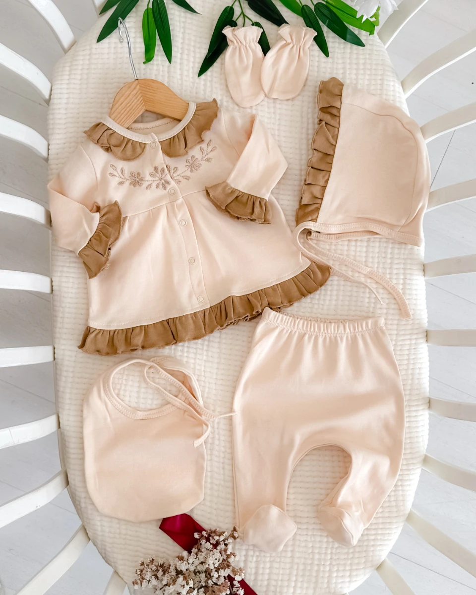 Hira çiçek nakışlı premium yenidoğan kız hastane çıkışı