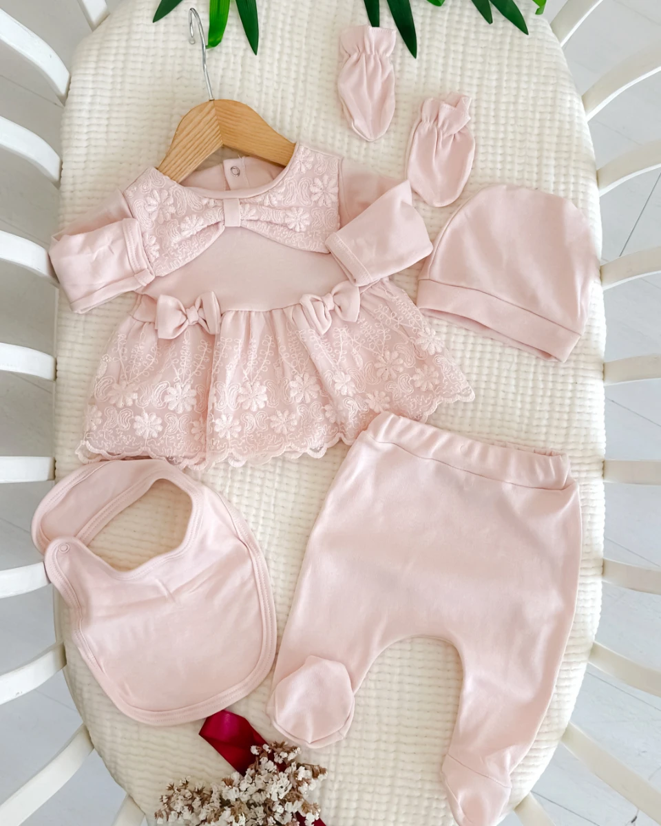 Meva fiyonk detaylı premium yenidoğan kız hastane çıkışı