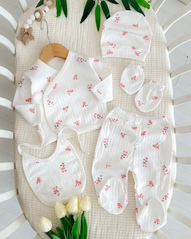 Bahar çiçek desen kız 5li yenidoğan hastane çıkışı