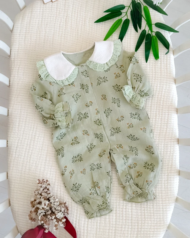 Bebe yaka güpür detay uzun kollu mevsimlik kız bebe tulum