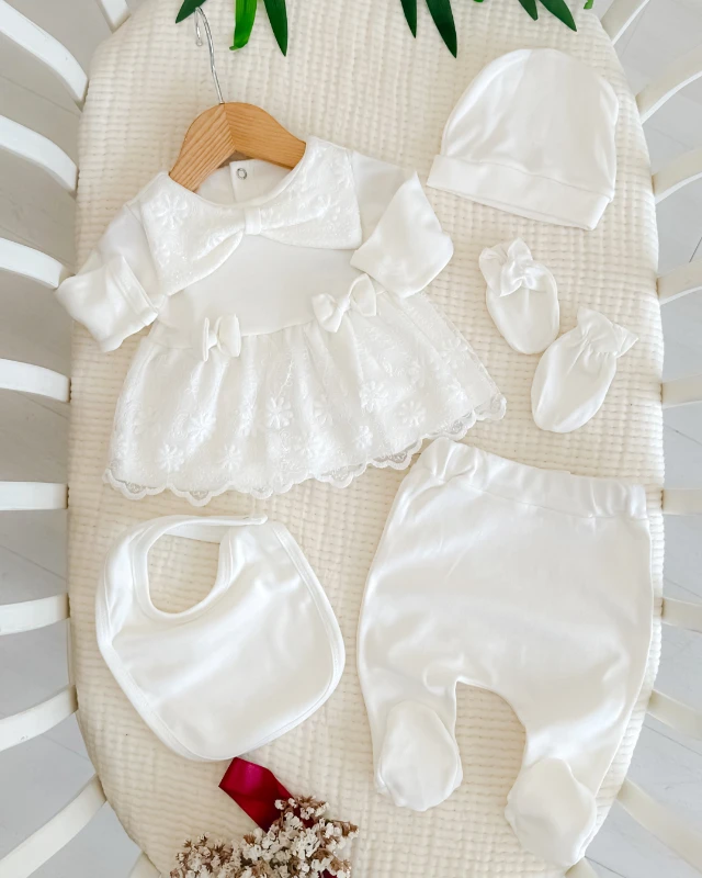 Meva fiyonk detaylı premium yenidoğan kız hastane çıkışı