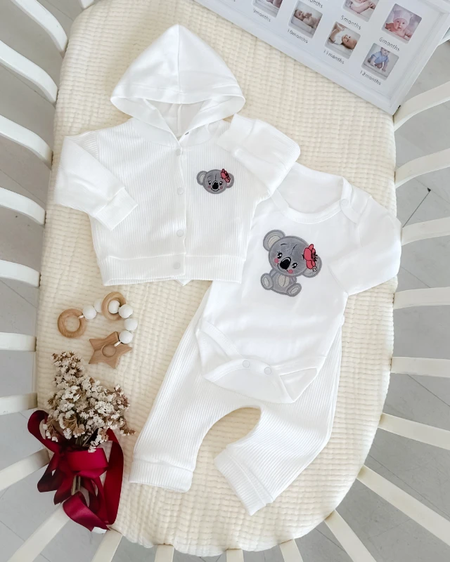 Pembe çiçekli koala nakışlı alttan çıtçıt badili kapüşon hırkalı 3 parça takım