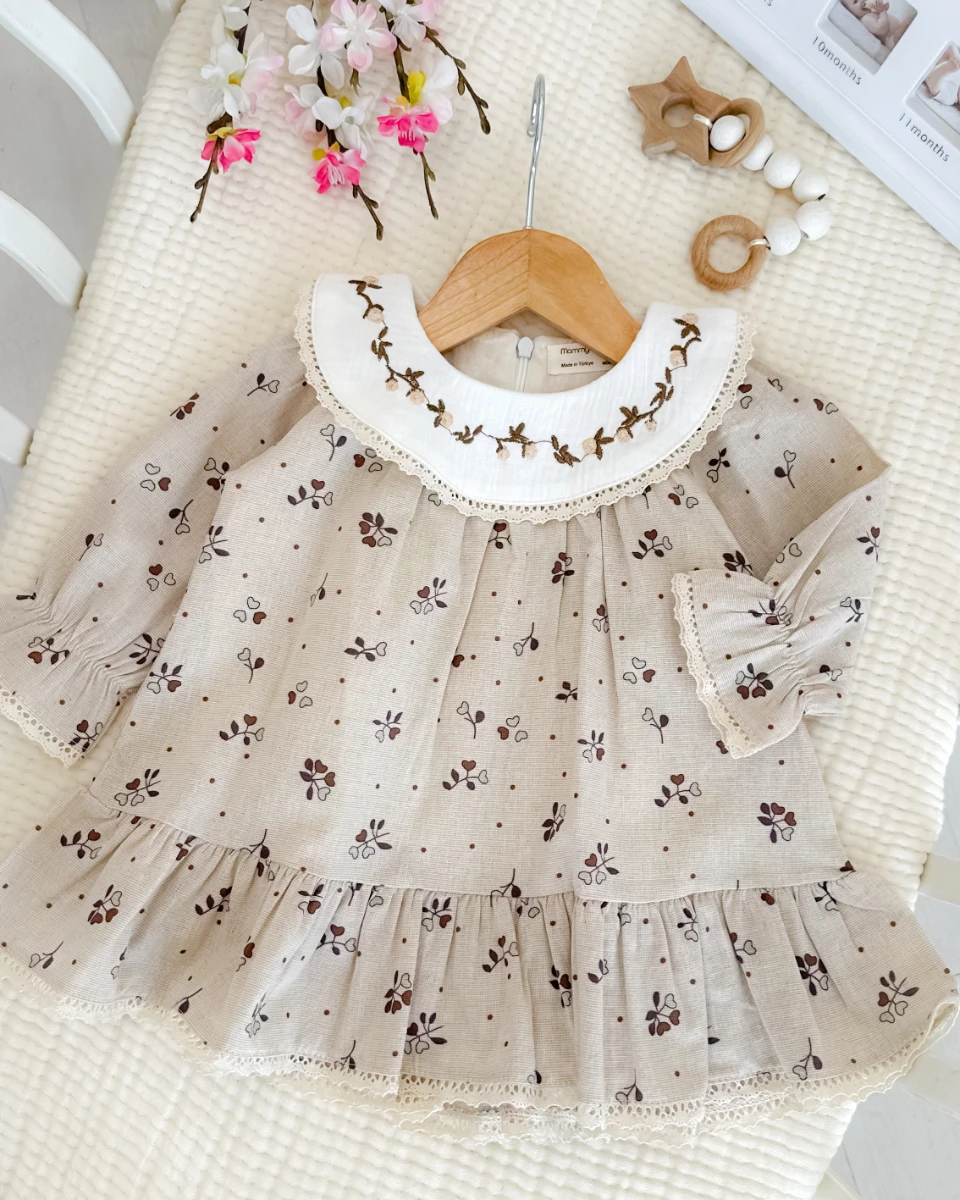 Kalp dallar nakış yaka detay astarlı mevsimlik kumaş bayramlık elbise 