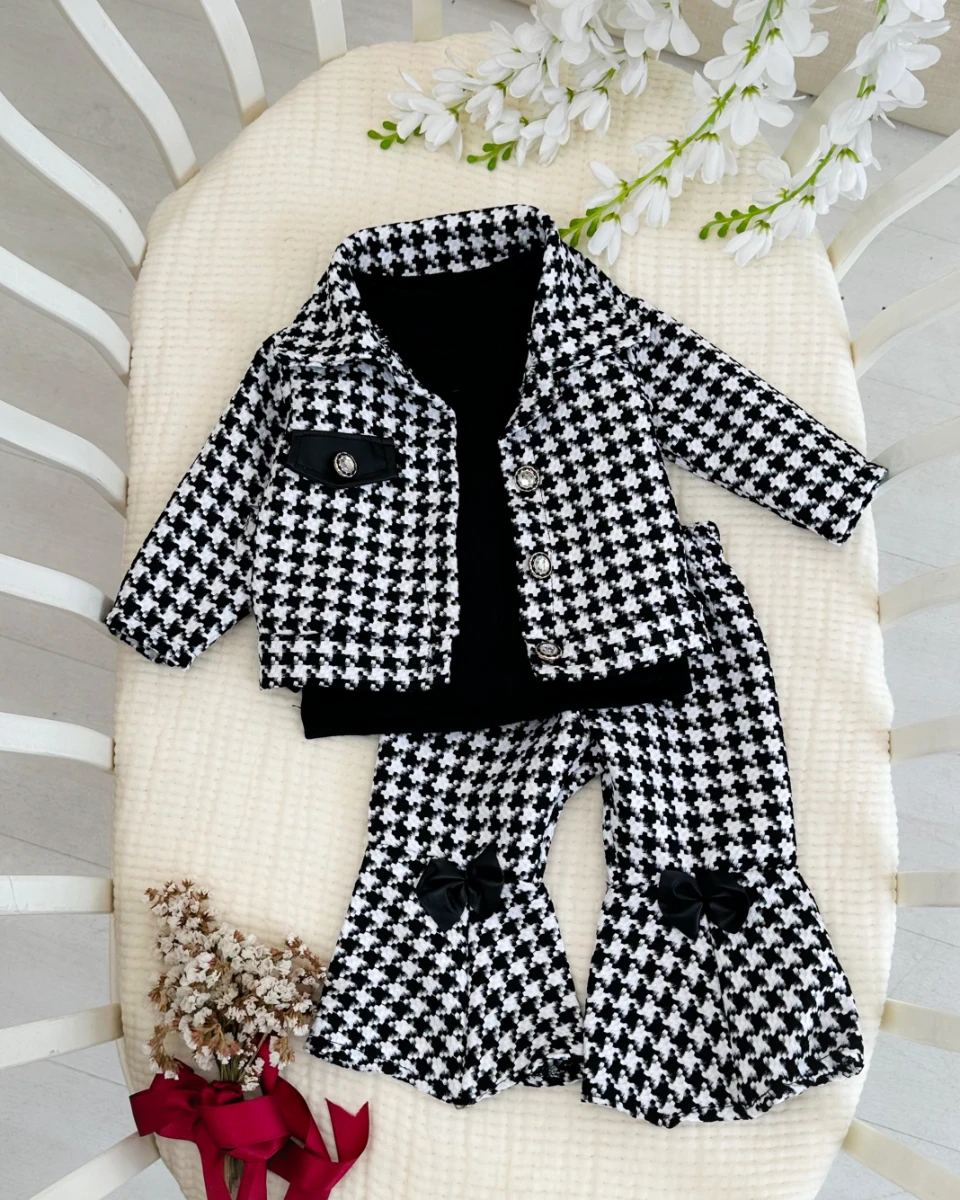 Şık düğme detaylı kazayağı desen ispanyol paça pantolonlu 3 parça takım 