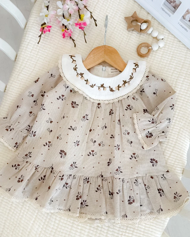 Kalp dallar nakış yaka detay astarlı mevsimlik kumaş bayramlık elbise 