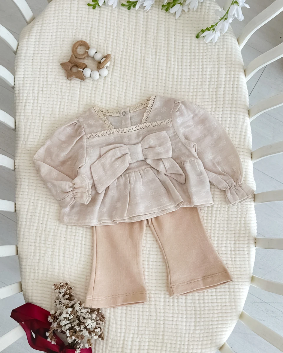 Balon kol büyük fiyonk detaylı mevsimlik 2 parça takım