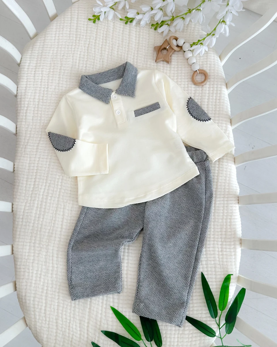 Kollarda yama detaylı mevsimlik 2 parça takım