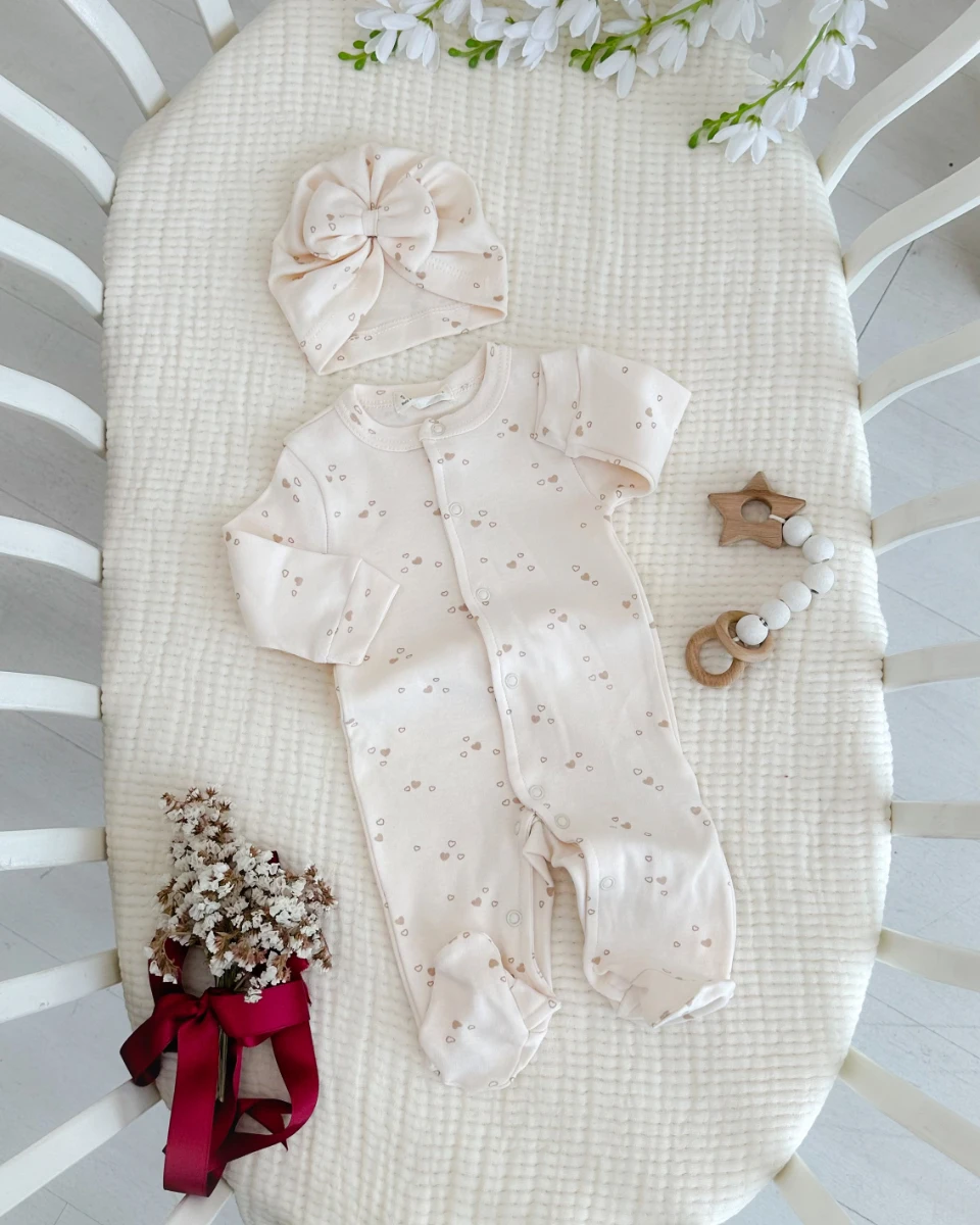 Sevgi bahçesi boydan çıtçıtlı ayaklı mevsimlik penye kumaş yenidoğan 5li tulum set 