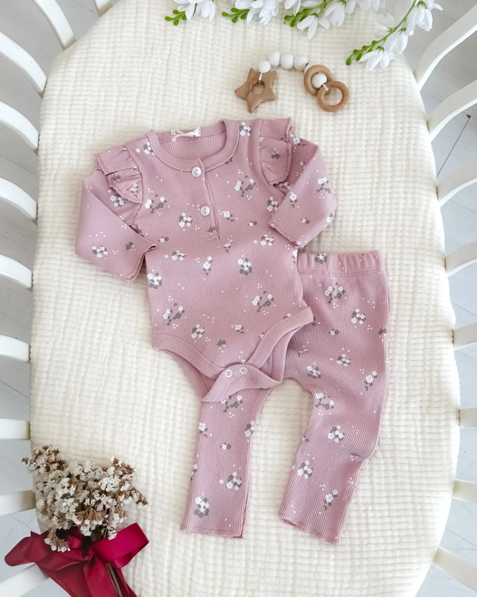 Zarif küçük çiçekler baskılı alttan çıtçıt badili 3lü set takım 