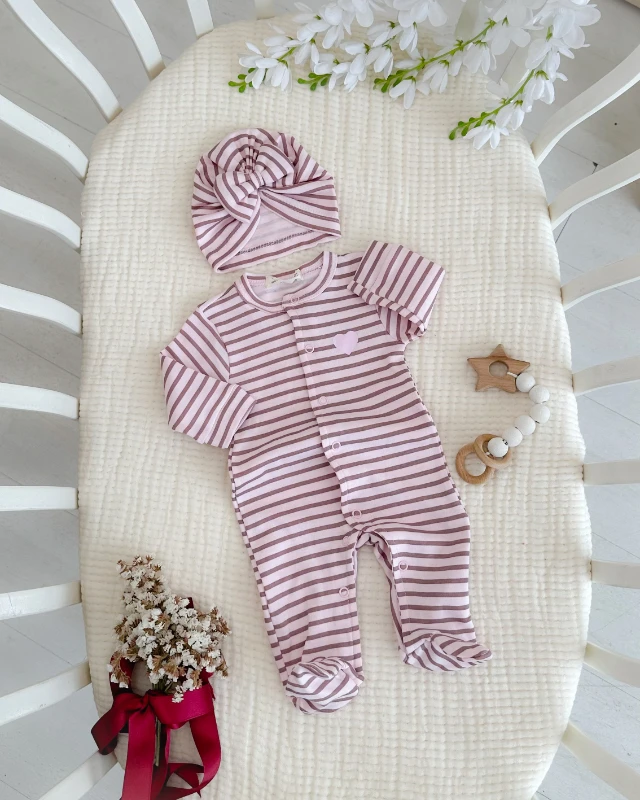 Sevgi bahçesi boydan çıtçıtlı ayaklı mevsimlik penye kumaş yenidoğan 5li tulum set 