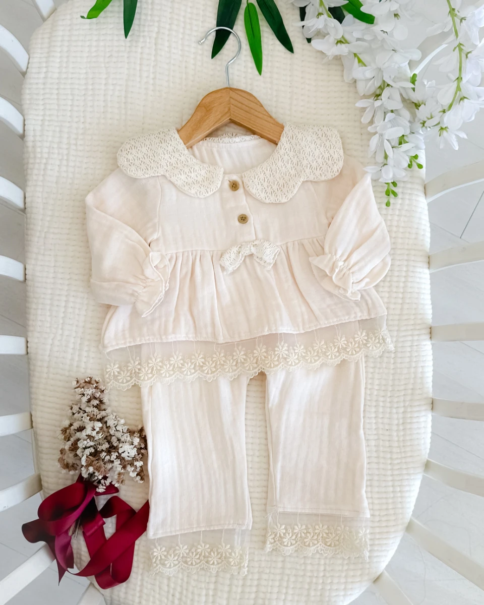Begonvil çift kat muslin brode detay mevsimlik 2 parça bebe takım 