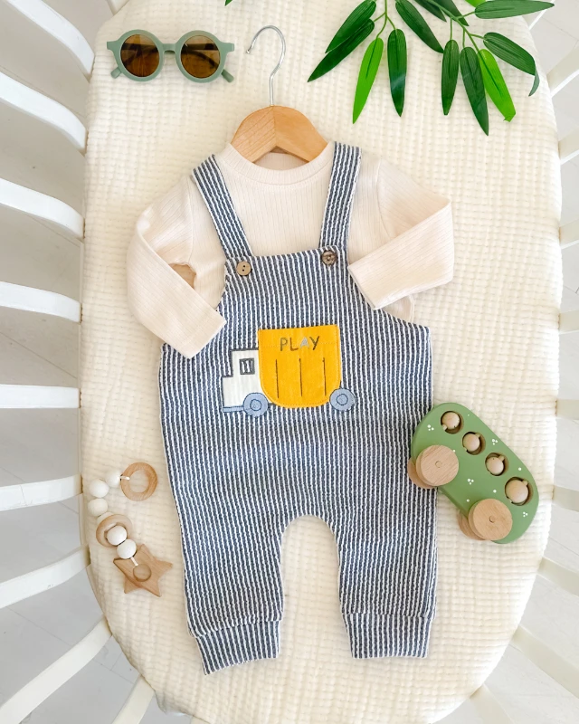 Play car ahşap düğme detay mevsimlik 2 parça salopet set 