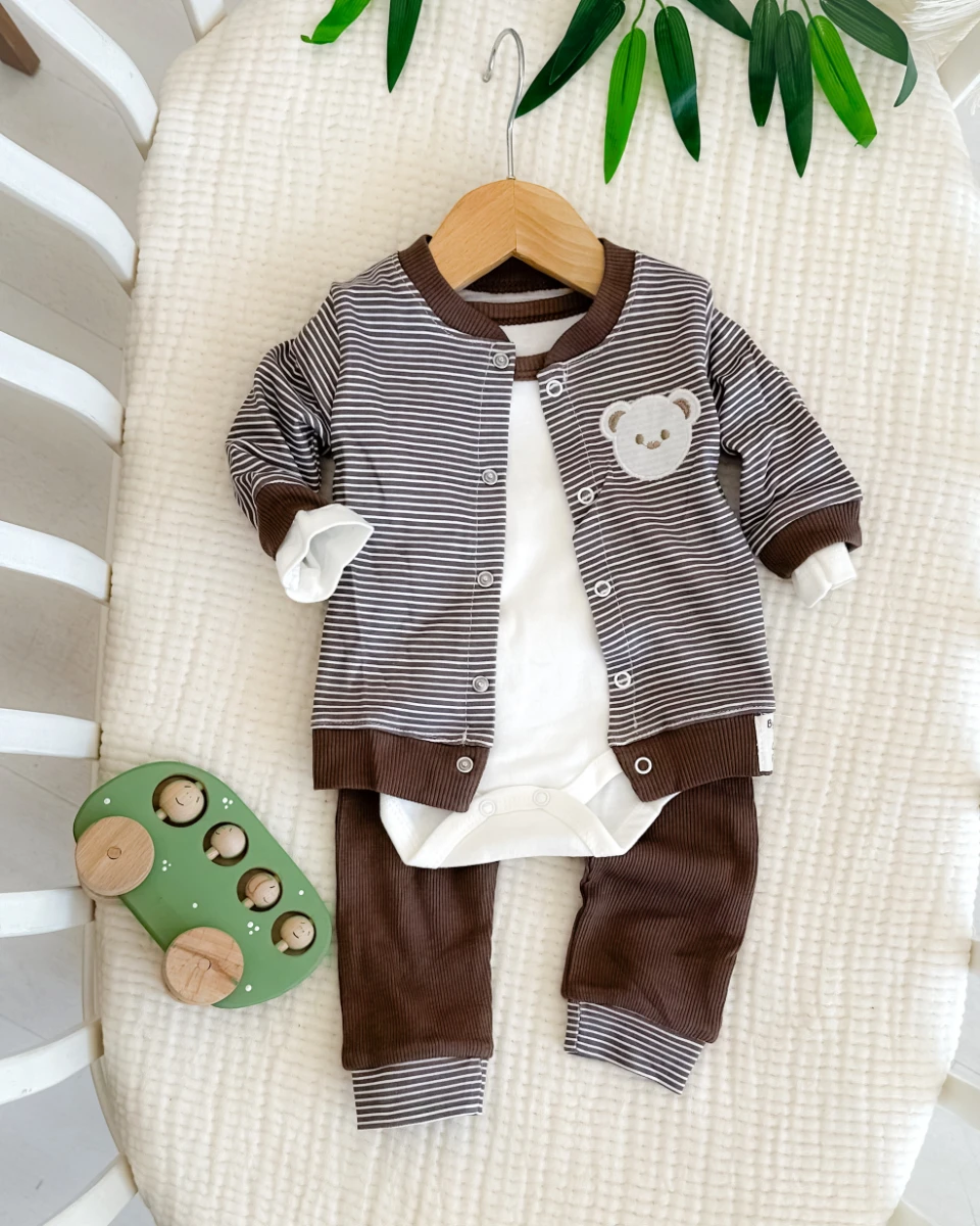 Çizgi detay önden çıtçıt hırkalı mevsimlik 3lü takım