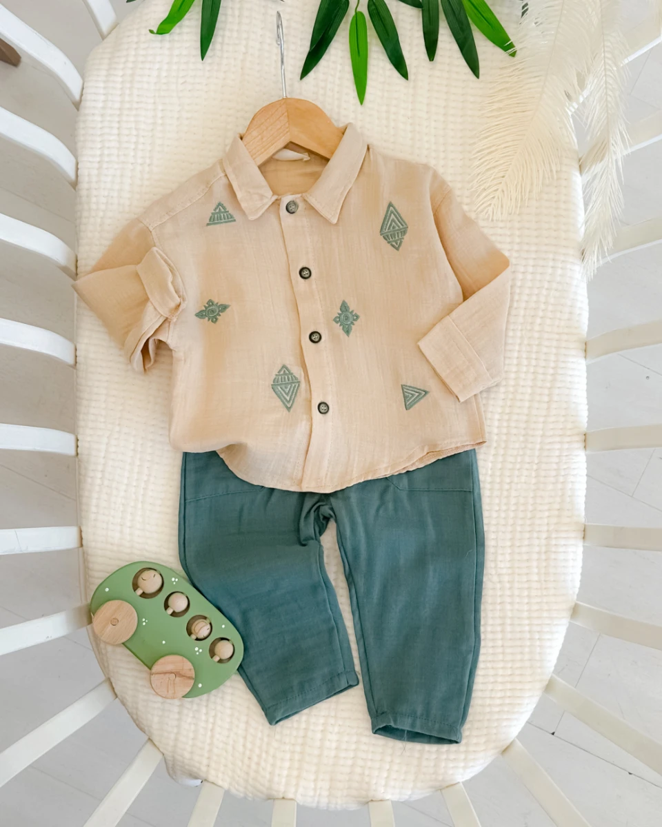 Etnik nakış detay muslin gömlekli muslin pantolonlu mevsimlik 2 parça bebe takım