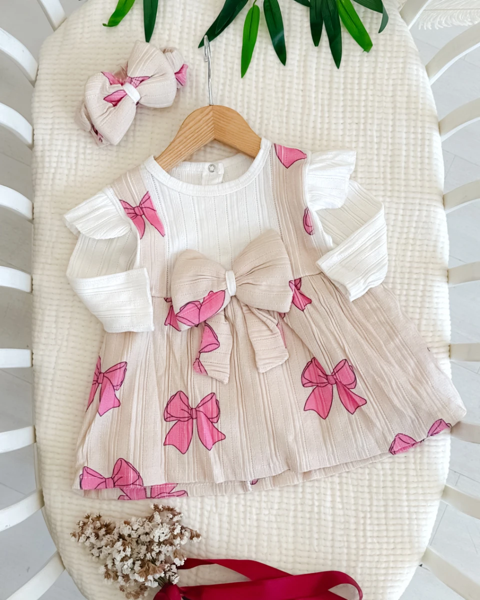 Fiyonk kurdela detay bandanalı mevsimlik bebe elbise 