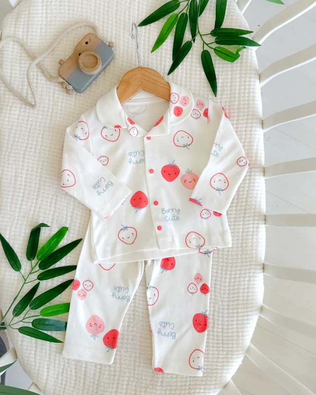 Berry cute önden çıtçıt detay mevsimlik 2 parça pijama takım 