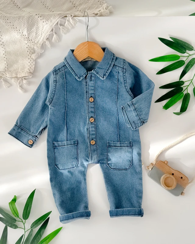 Ahşap düğme detay mevsimlik bebe kot tulum 